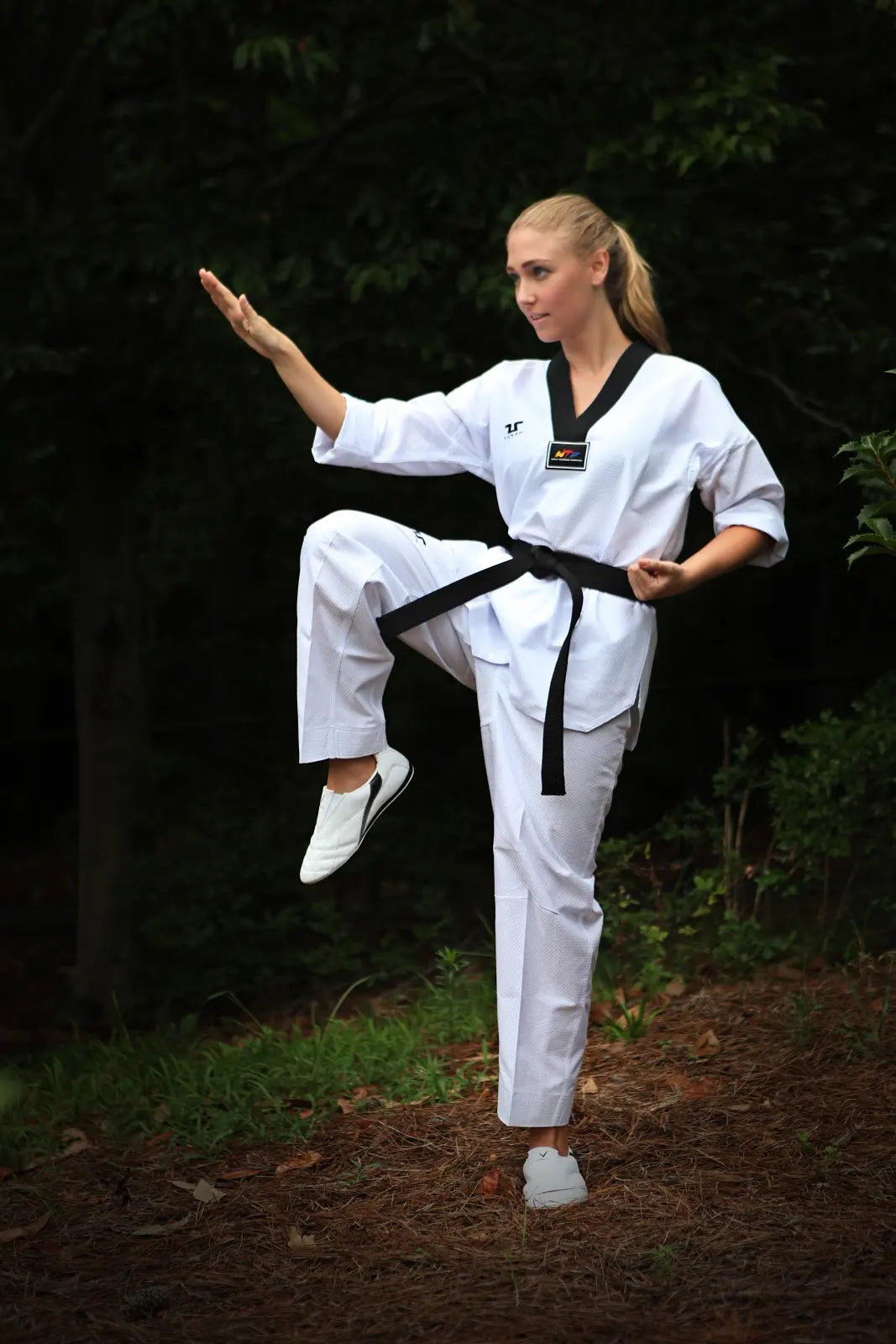 Premium Sparring Uniform Black V-neck